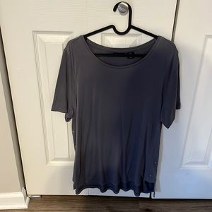 Long leggings tshirt with button detail